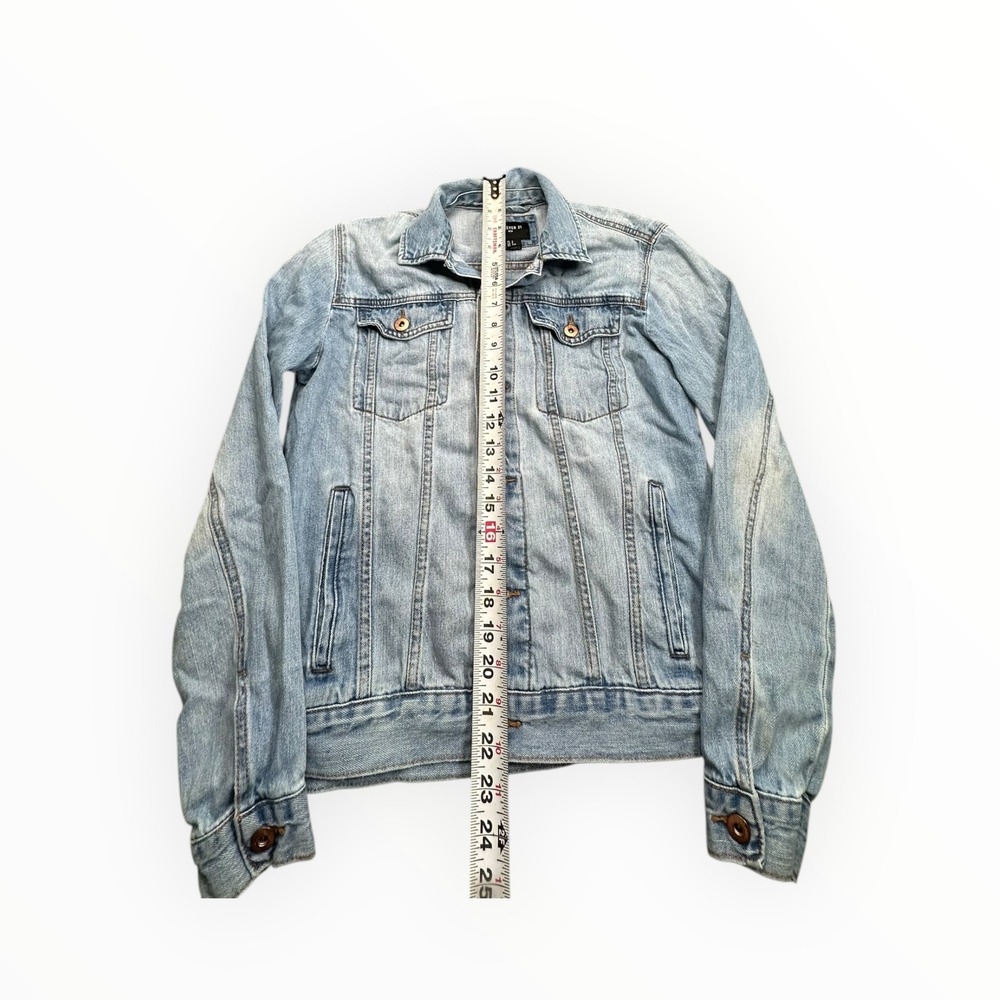 Forever 21 Denim Jacket Mens S Light Blue Trucker Faded Button Up 3621 - Picture 4 of 8